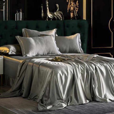 Fitted 4PCS SUPER SOFT Luxury Silk Bedding Set（1 FITTED SHEET+1 QUILT COVER+ 2 PILLOWCASE)