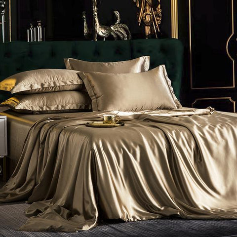 Fitted 4PCS SUPER SOFT Luxury Silk Bedding Set（1 FITTED SHEET+1 QUILT COVER+ 2 PILLOWCASE)