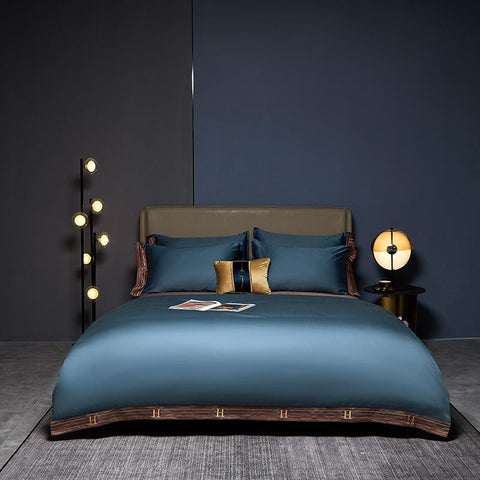 Modern Soft Silky Bedding Set