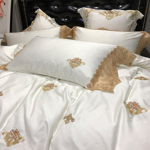 Cushy Spot Luxury Bedding Set