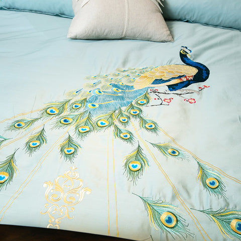 BlueCloud Peacock Bedding Set