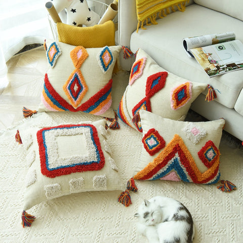 Luxury Woolen Tassels Cushion Cover