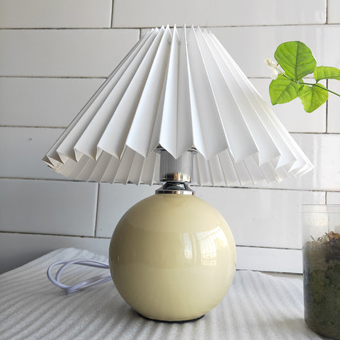 Deluxe Rattan Pleat Led Lamp