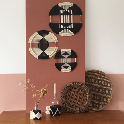 Round Hand-woven Tapestry