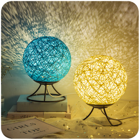Globo Table Lamp