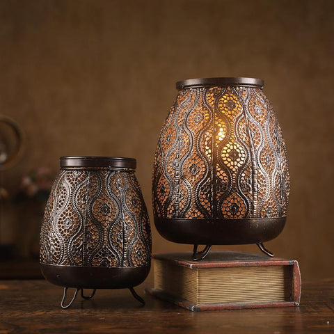Aurora - Vintage Hollow Lantern - Silky decor