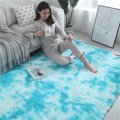 Beautiful Soft Fluffy Carpet - Silky decor