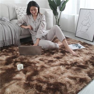Beautiful Soft Fluffy Carpet - Silky decor