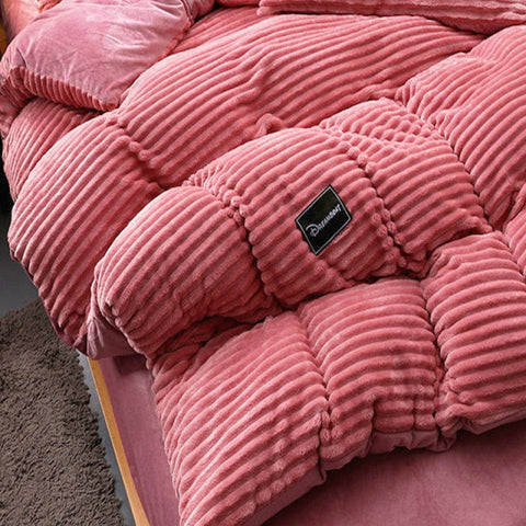 Snugly Warm Fleece Bedding Set